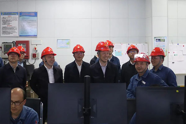 市政協(xié)副主席、應(yīng)急管理局局長李華桂帶隊到公司調(diào)研